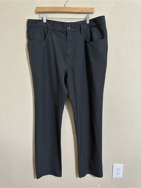 Travis Mathew Men's Pants Size 40 Gray Golf Stretch Business Casual XL Office